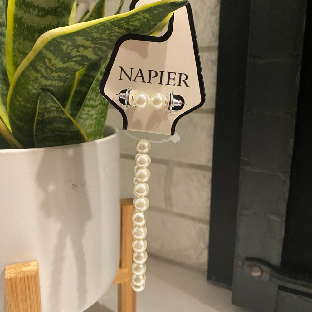 NWT Napier Faux Pearl Bracelet and Earrings set